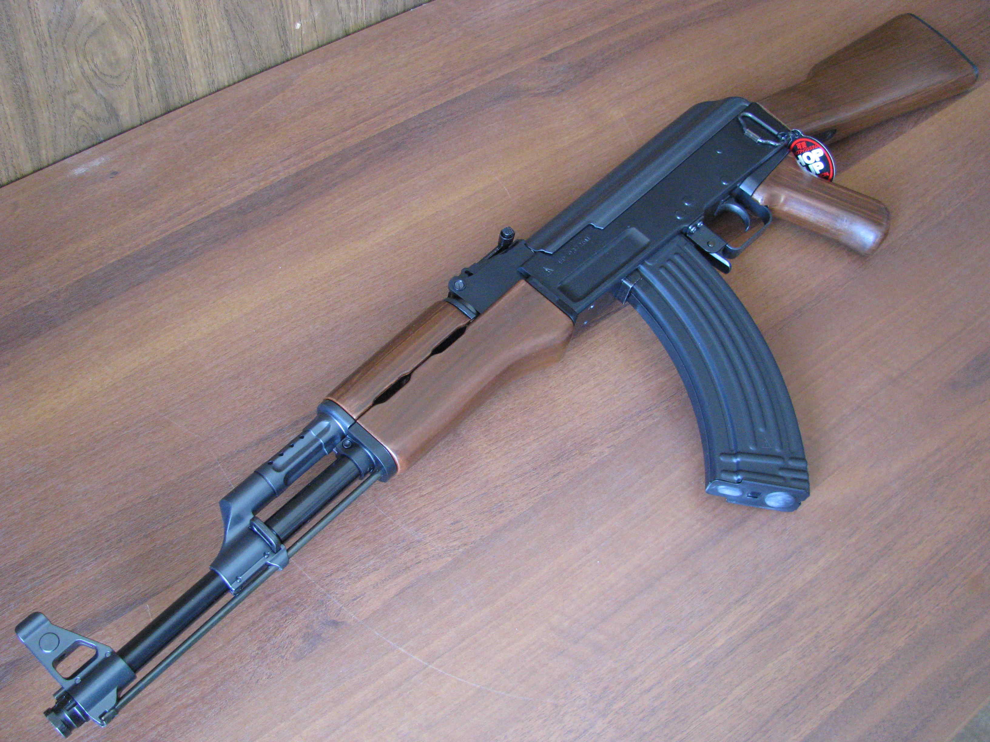 AK-47 от Tokyo Marui (AK47 страйкбольный)