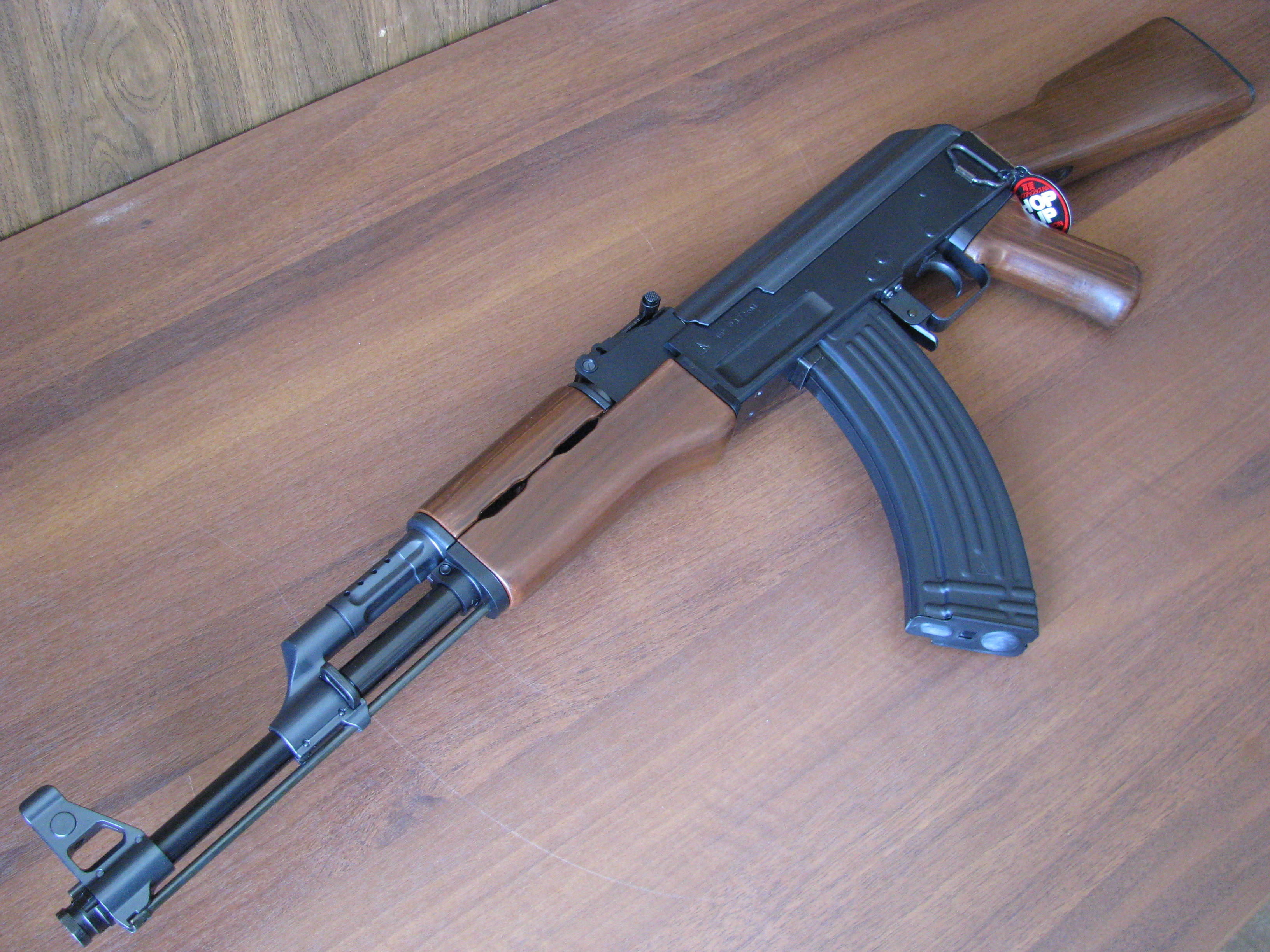 AK-47 от Tokyo Marui (AK47 страйкбольный)