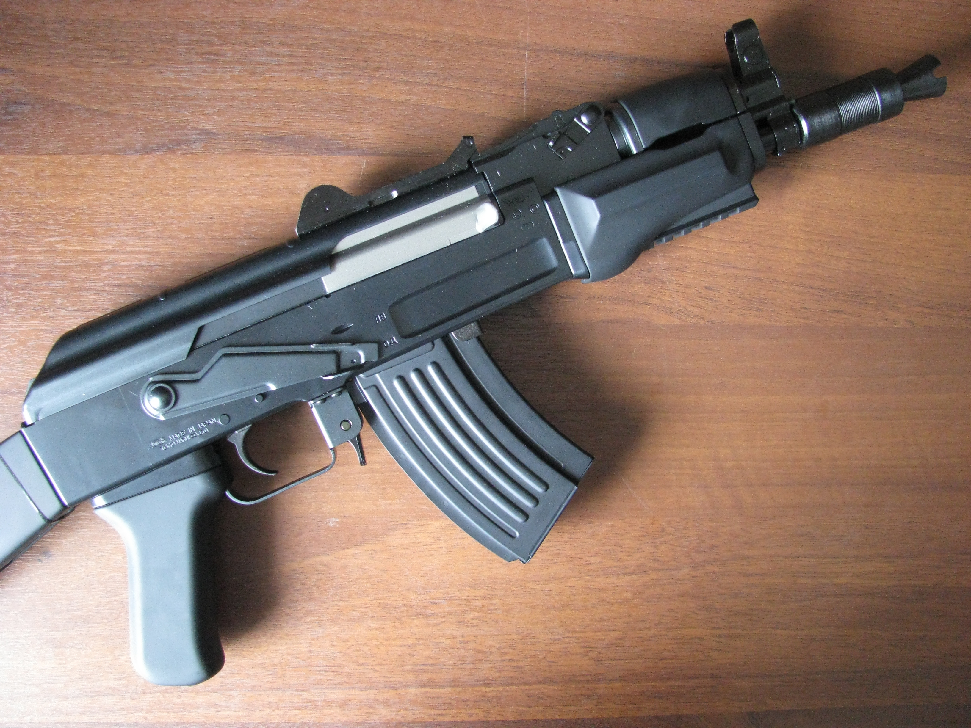 AKС-74УБ от Tokyo Marui (AKС-74УБ страйкбольный)