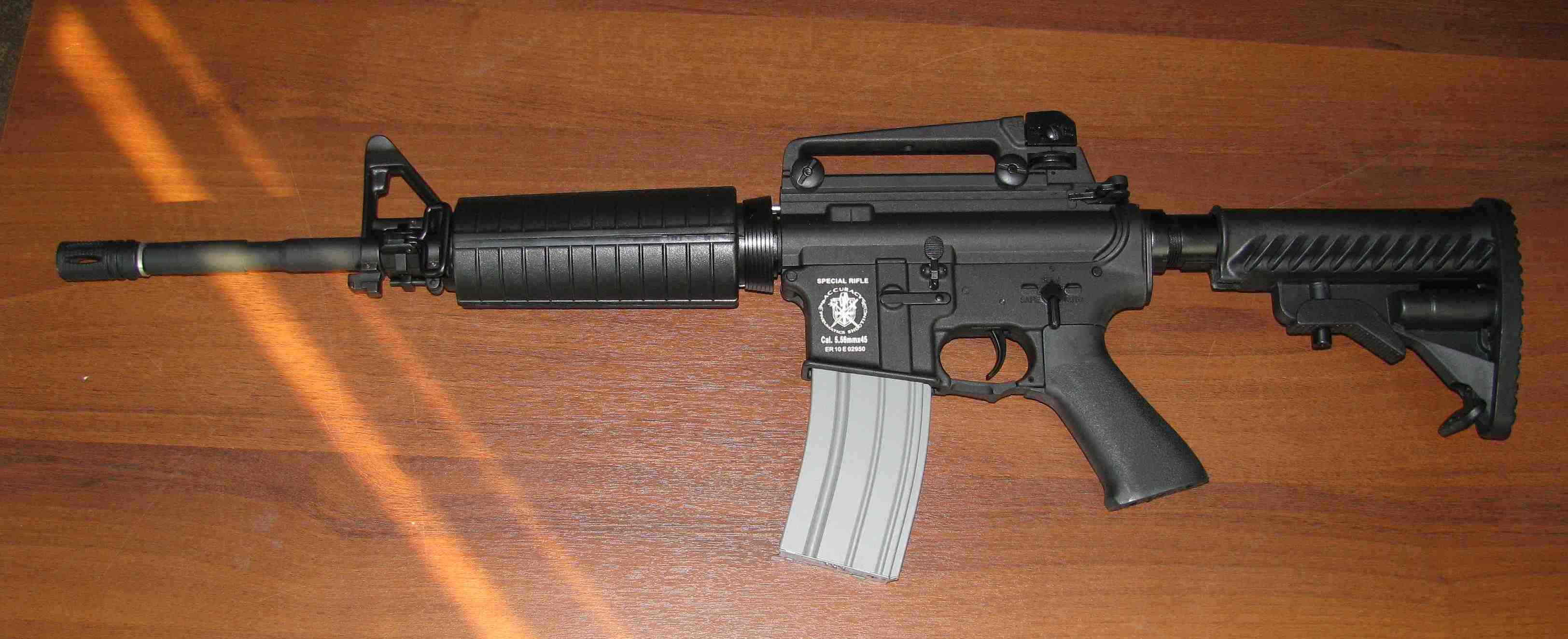 Colt M4A1 от APS ( Кольт M4A1 страйКбольный)