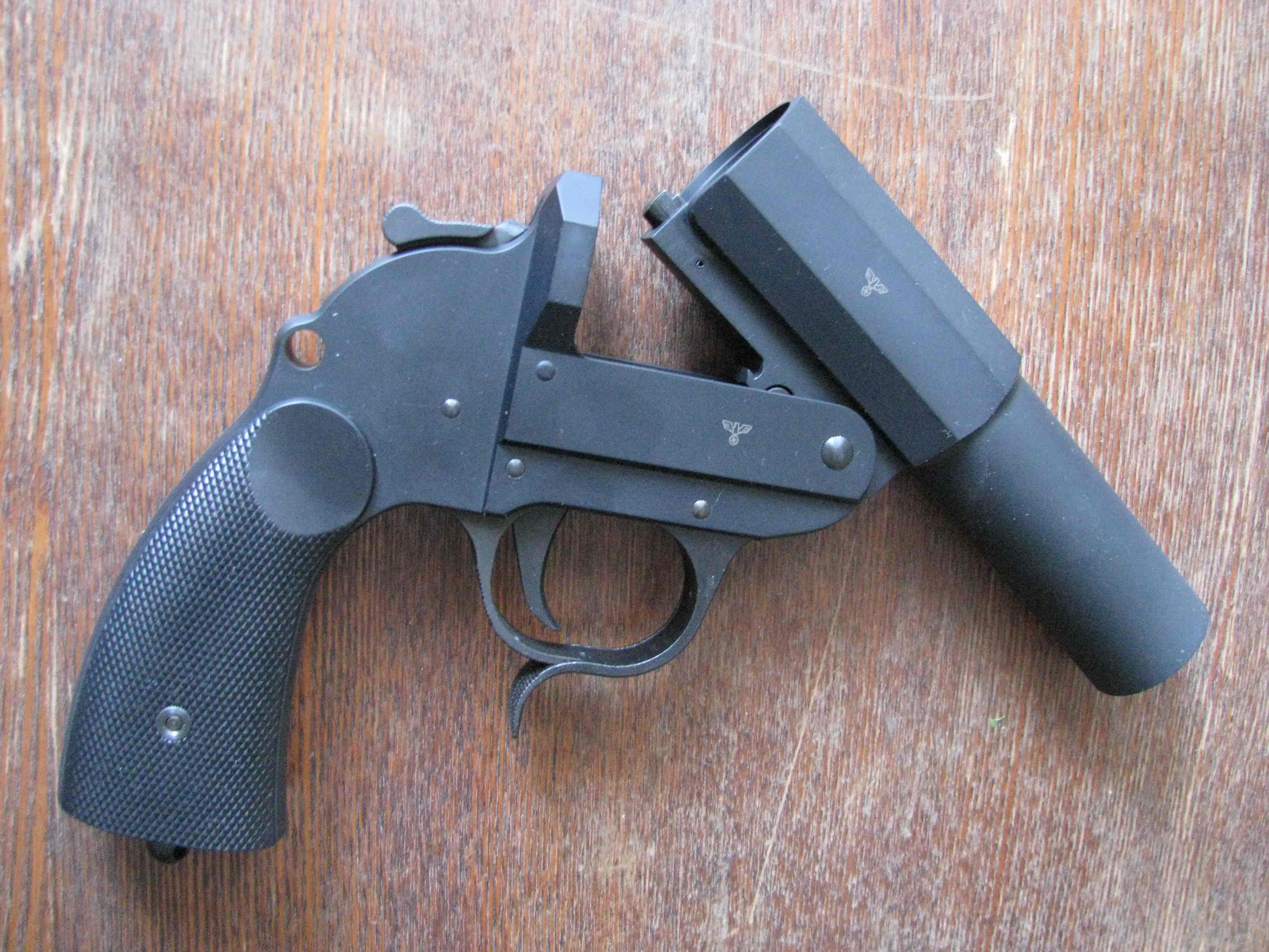 Гранатомёт Kampf Pistole от CAW