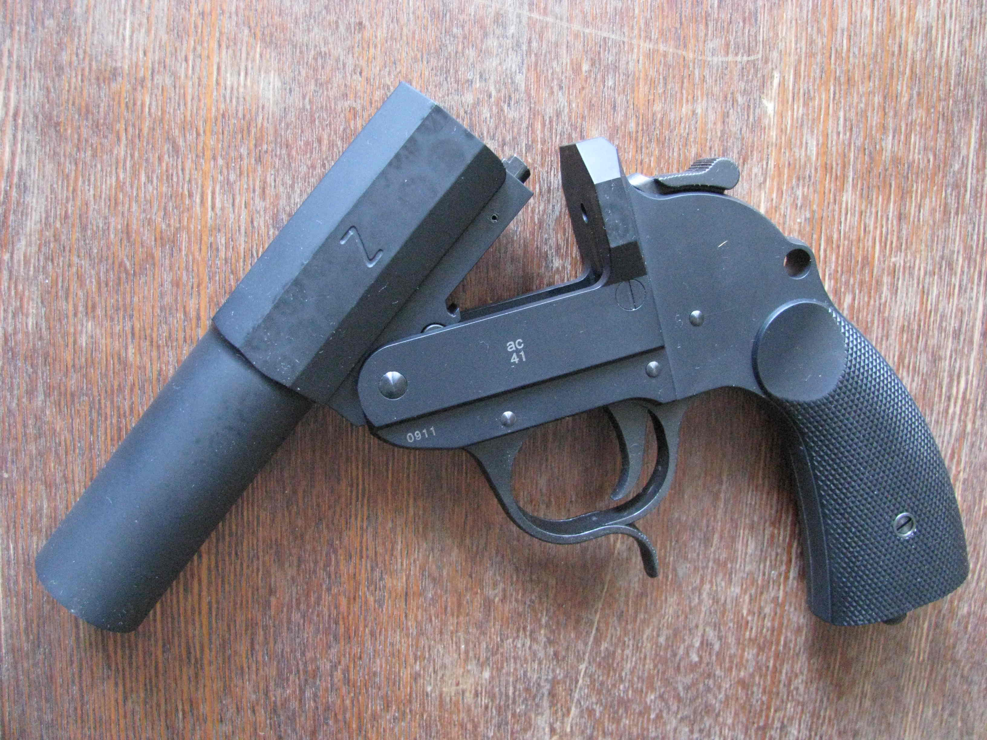Гранатомёт Kampf Pistole от CAW