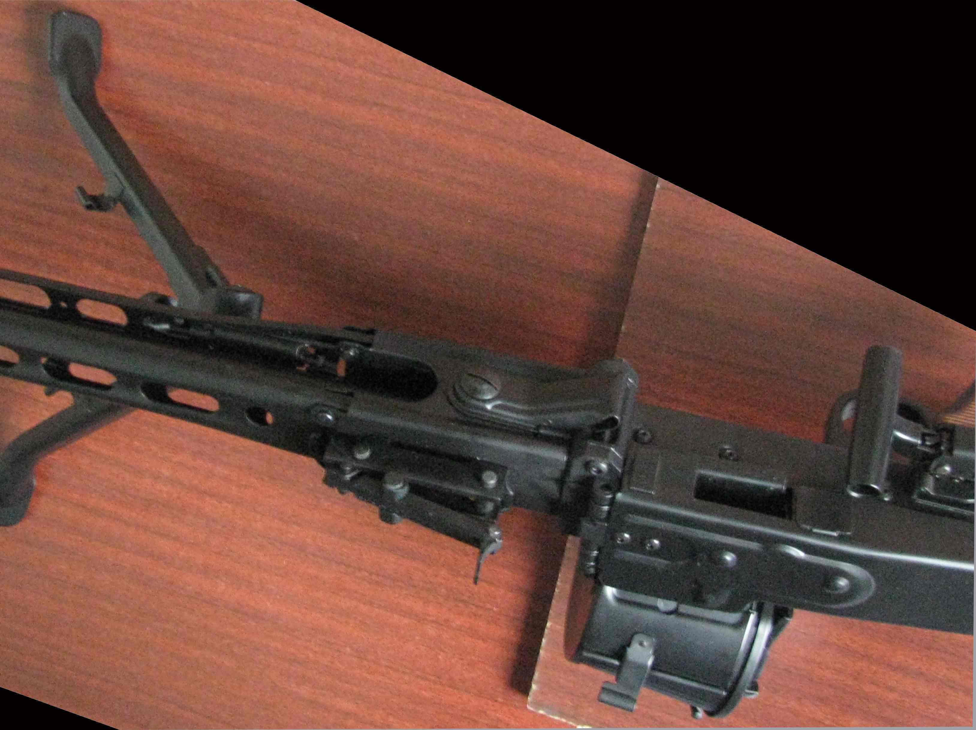 MG42 от S&T (МГ-42,MG-42 страйкбольный)