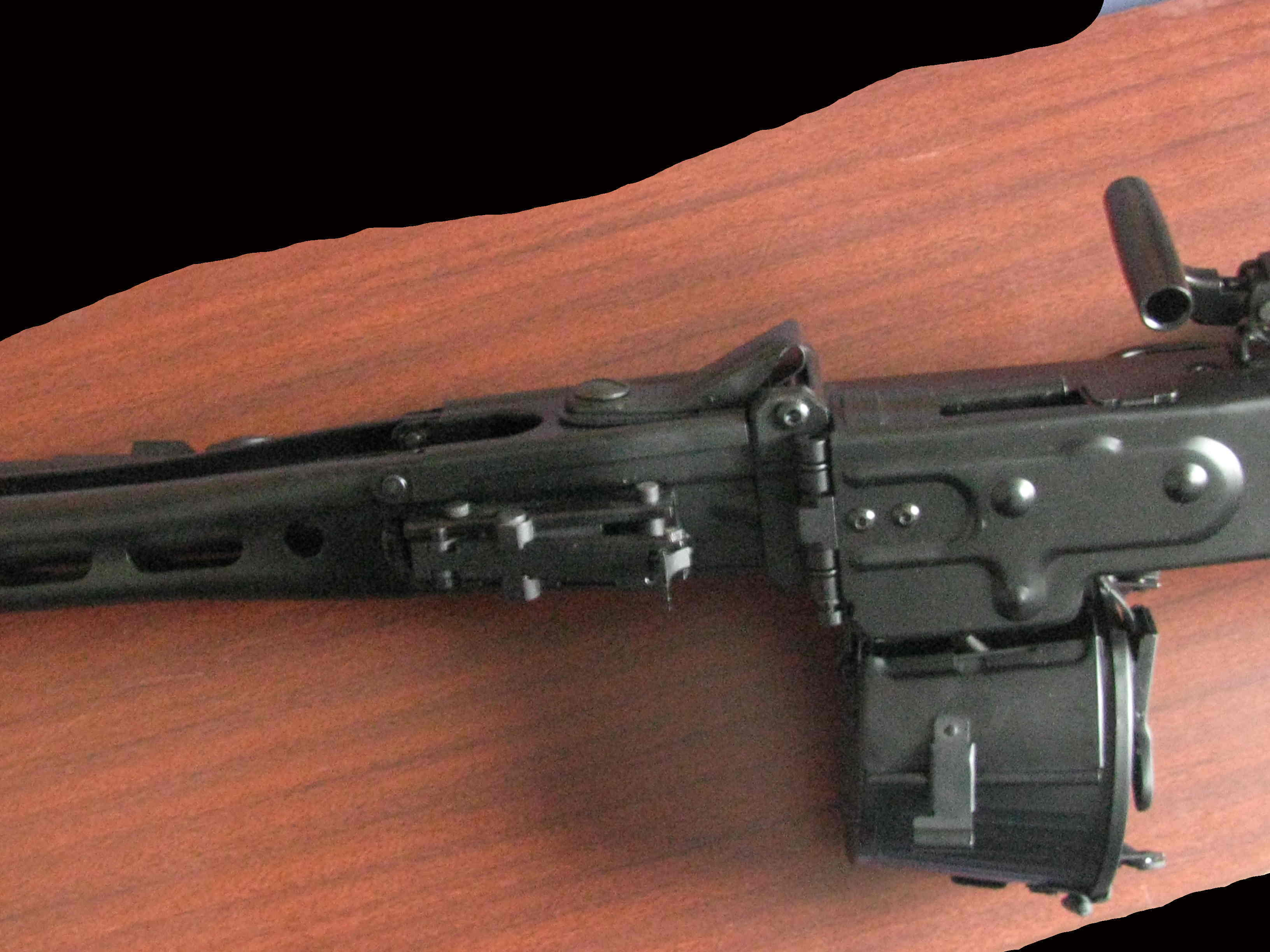 MG42 от S&T (МГ-42,MG-42 страйкбольный)