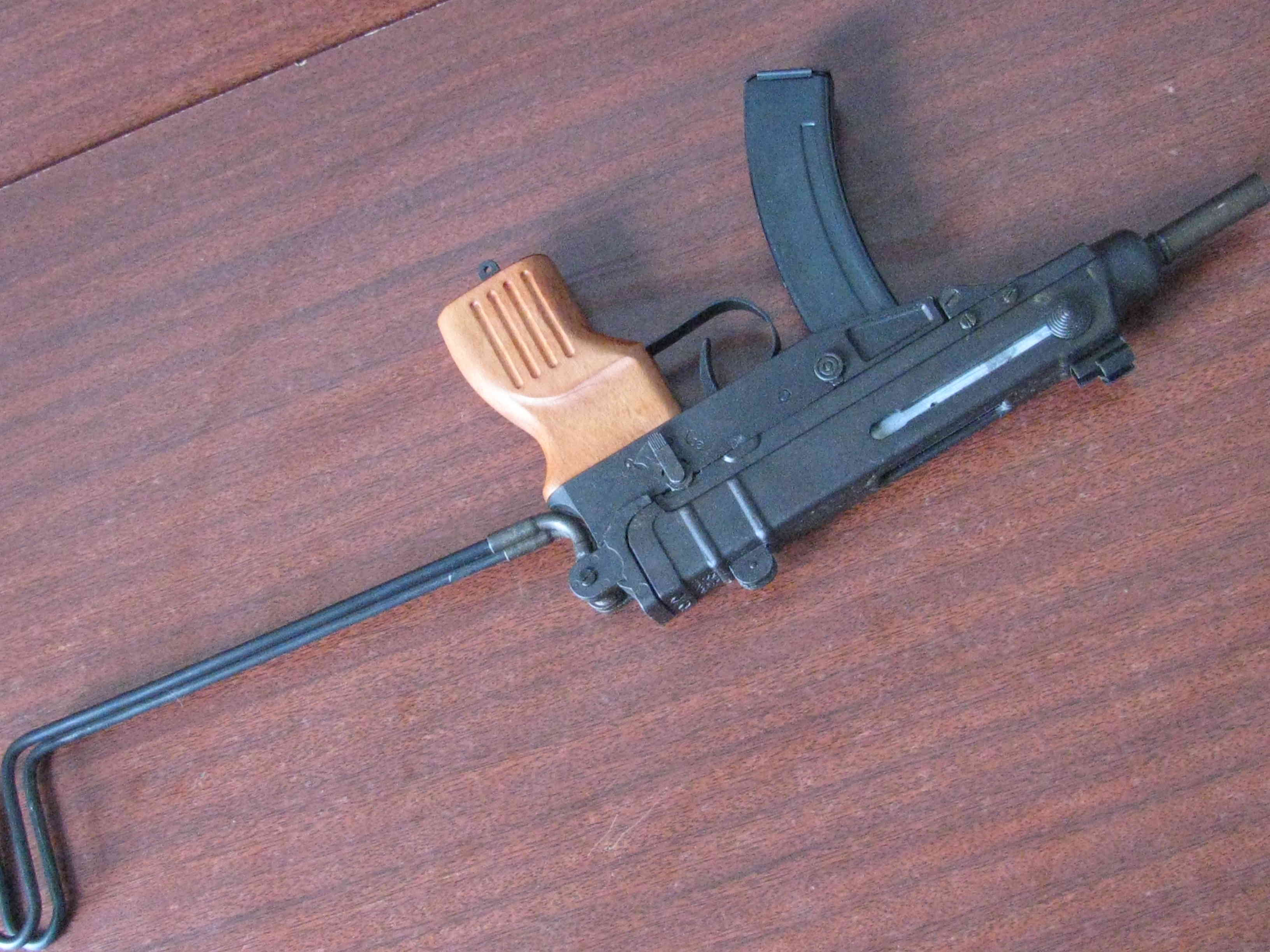 Scorpion Vz.61 от Hudson (страйкбольный)