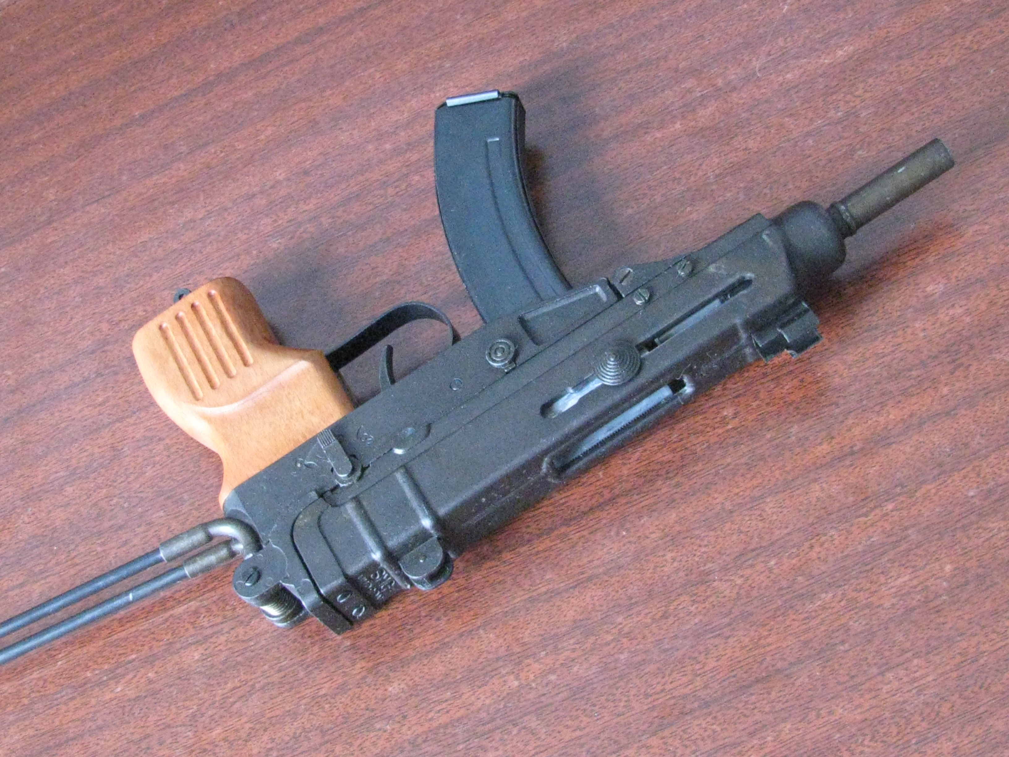 Scorpion Vz.61 от Hudson (страйкбольный)