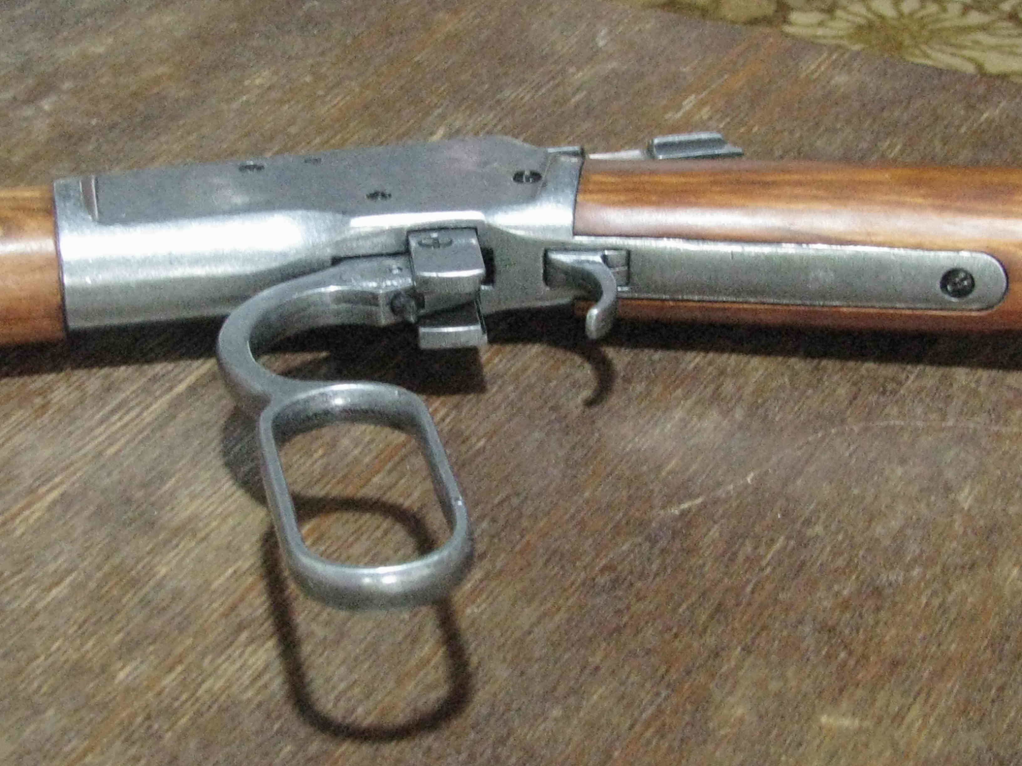 Winchester M1892 от Denix (Винчестер M1892.)